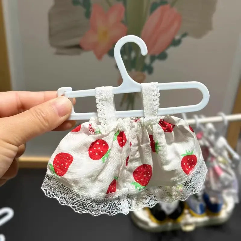 Tiny Clothes Rack with Hangers – Labubu Collection