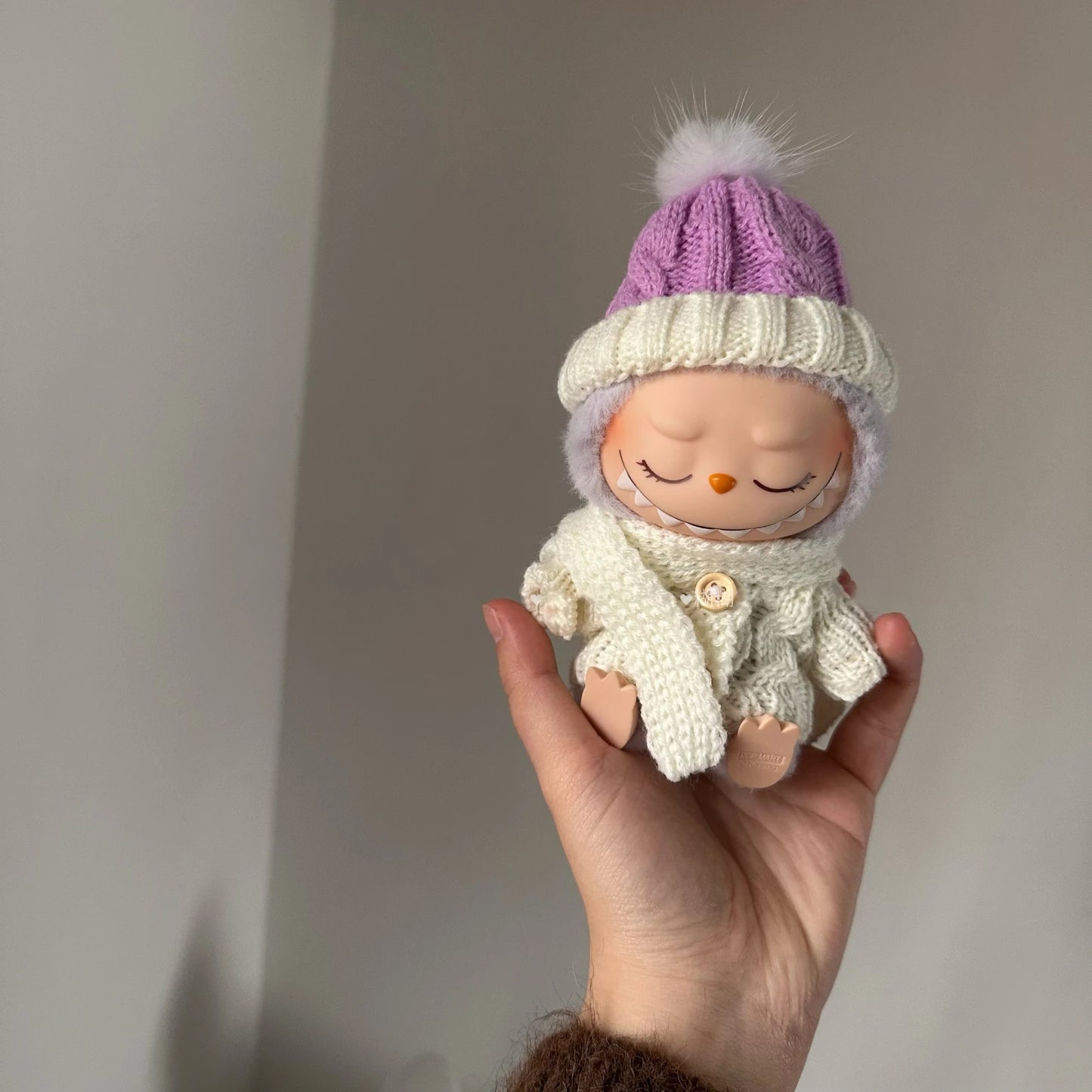 Festive Sweater & Scarf Set (Christmas Edition) - Labubu Collection