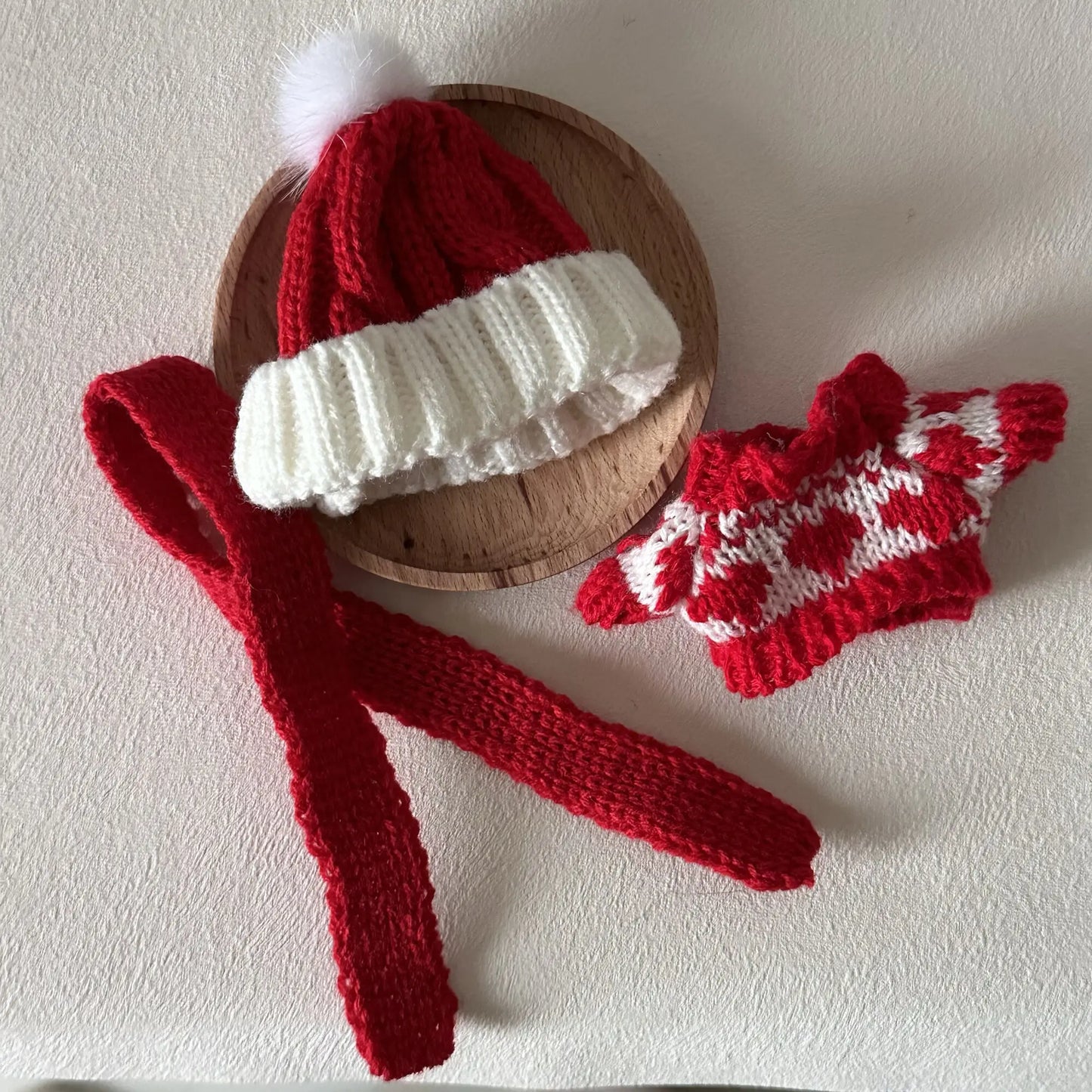 Festive Sweater & Scarf Set (Christmas Edition) - Labubu Collection